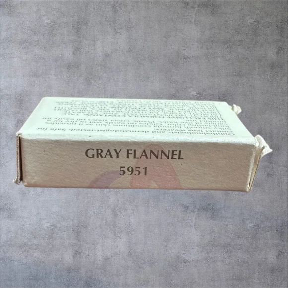 Mary Kay Powder Perfect Eye Color Gray Flannel 5951 Gray Vintage Shadow - Picture 3 of 7